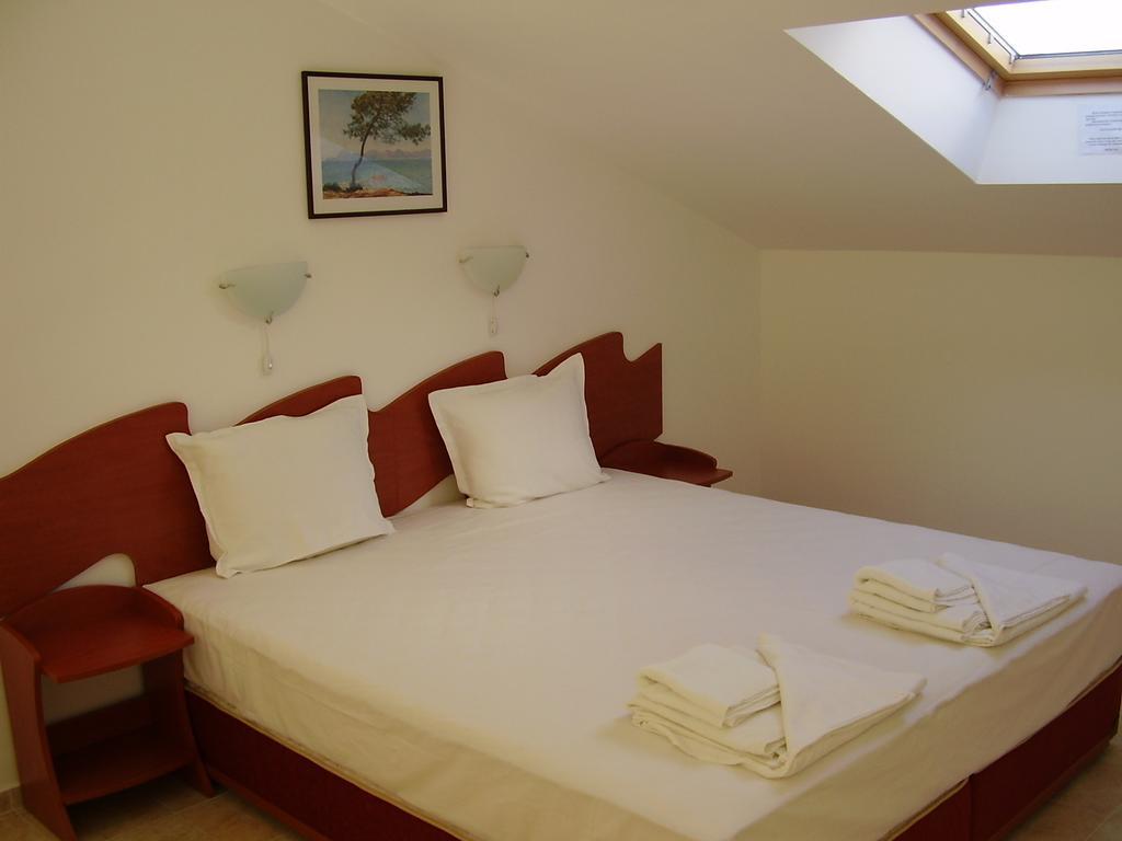 Hôtel Alpina à Lozenets Chambre photo